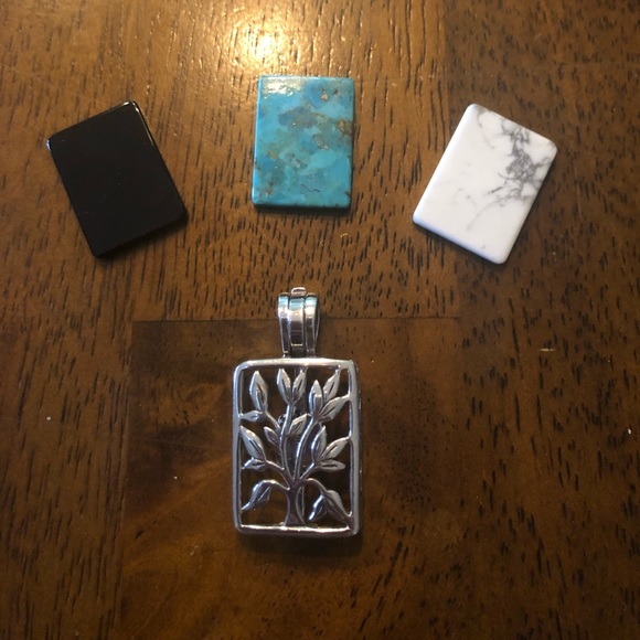 Silpada Jewelry - Silpada Changing Pendant